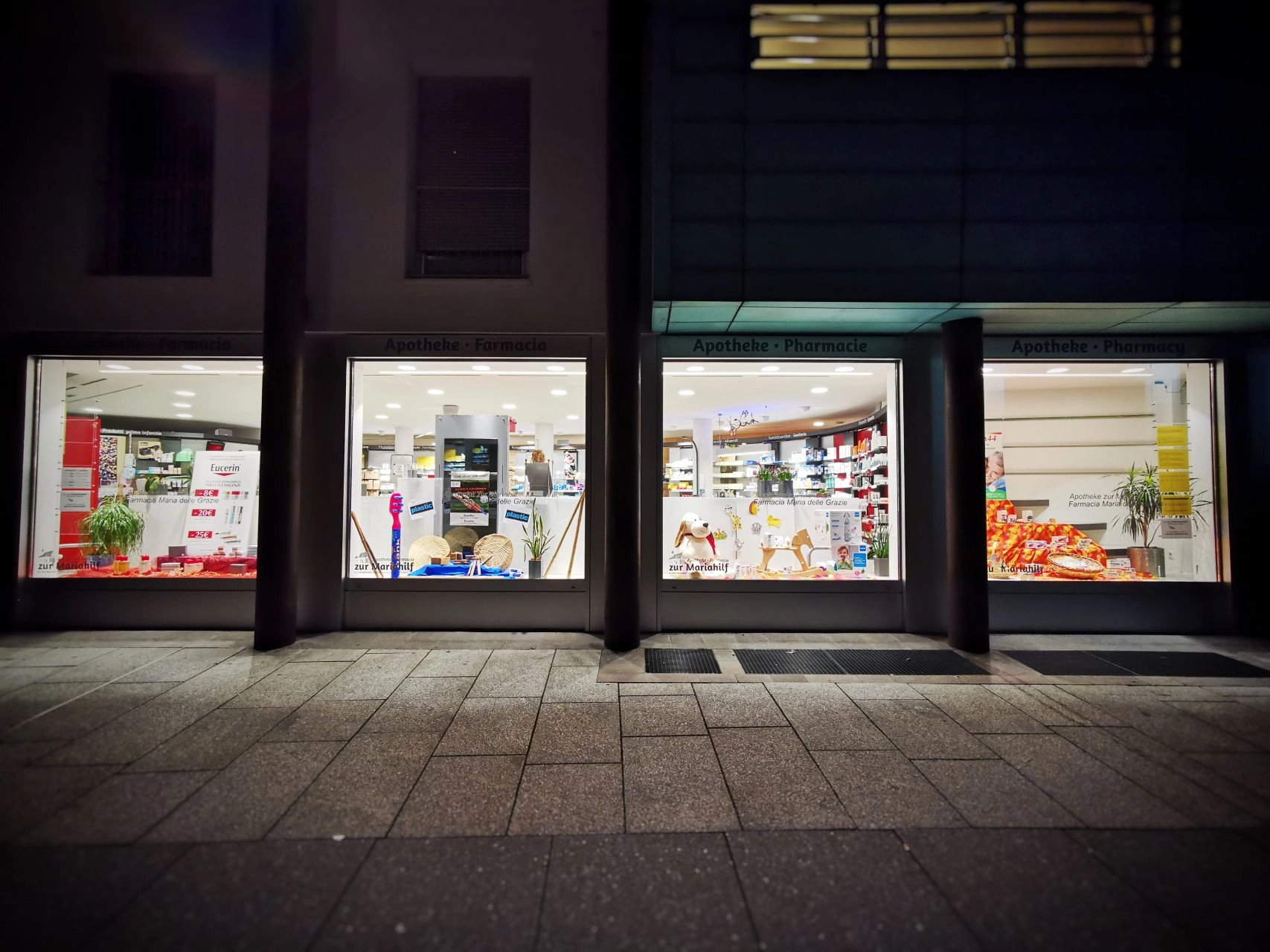 pharmacy lighting, LED-lighting