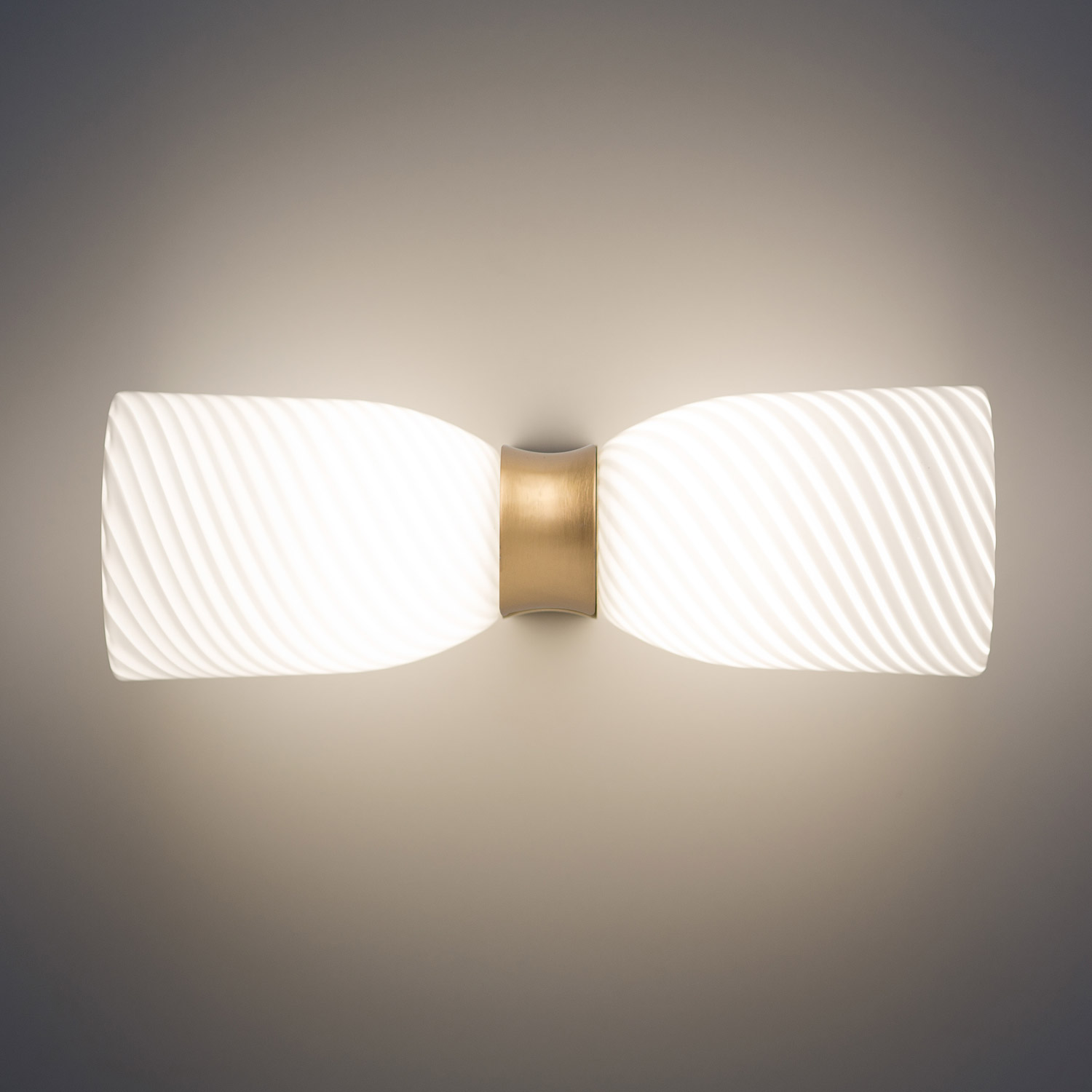 choose & Turn wall mount by Light4